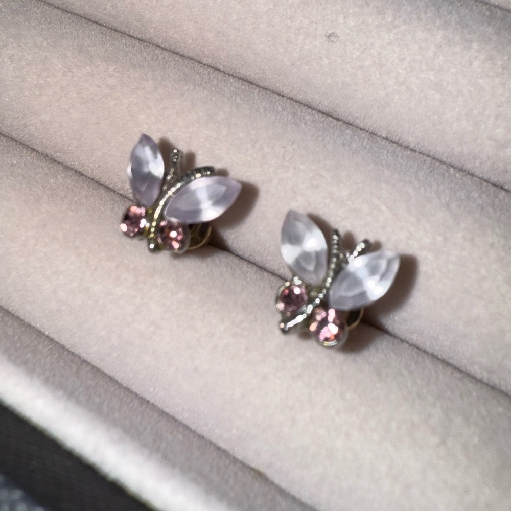 Vintage Silver Butterfly Purple Gemstone Stud Earrings - Picture 3 of 11